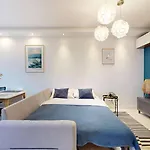 Modern Living With Garden And Parking * Warszawa