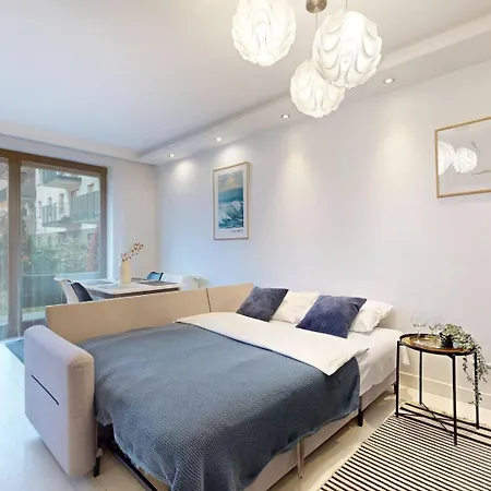 Modern Living Mokotow Garden&Parking *