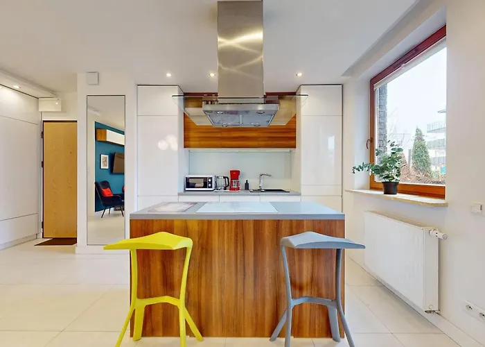 Modern Living With Garden And Parking アパート ワルシャワ