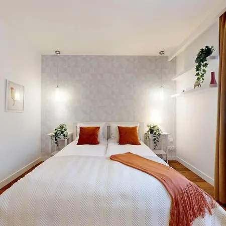 Modern Living With Garden And Parking * Varsovie